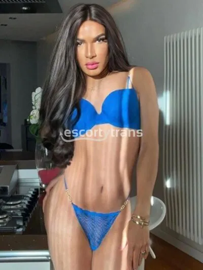 Giovanna Close