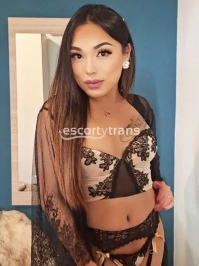 Mia Ladyboy
