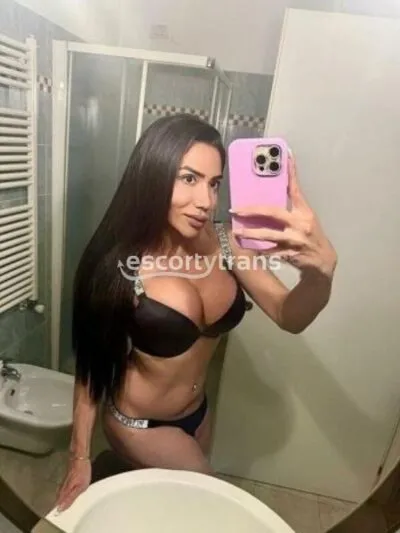 Samanta, foto 2